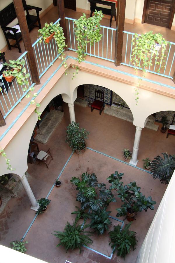 فندق إشبيليةفي  فندق باتيو دي لاس كروسيس المظهر الخارجي الصورة